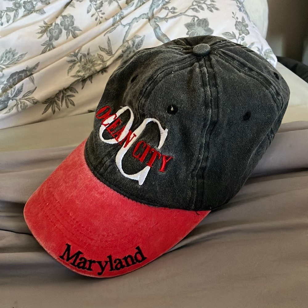 Ocean city Maryland hat. Smoke free home